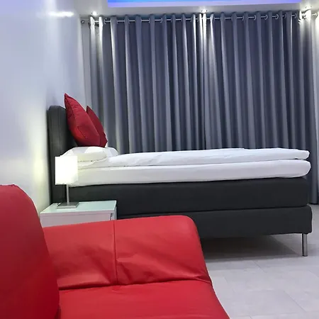 Brandneues Mit 3 Schlafzimmern * Berlin